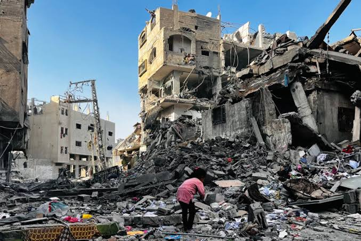 More than 400 days of genocide
